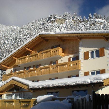 Albergo Fiordaliso Canazei Esterno foto