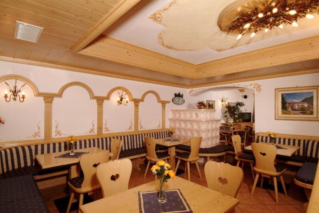 Albergo Fiordaliso Canazei Esterno foto
