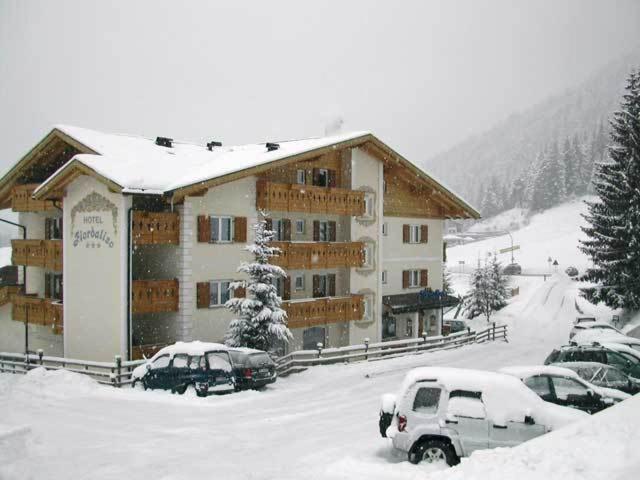 Albergo Fiordaliso Canazei Esterno foto