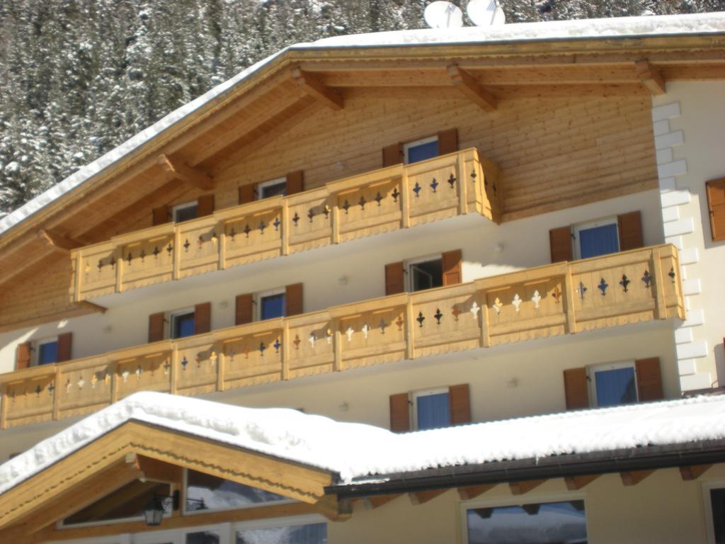 Albergo Fiordaliso Canazei Esterno foto