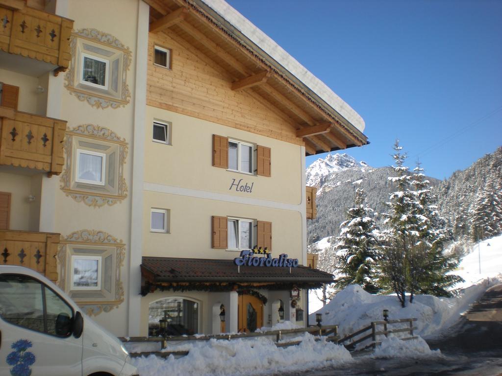 Albergo Fiordaliso Canazei Esterno foto